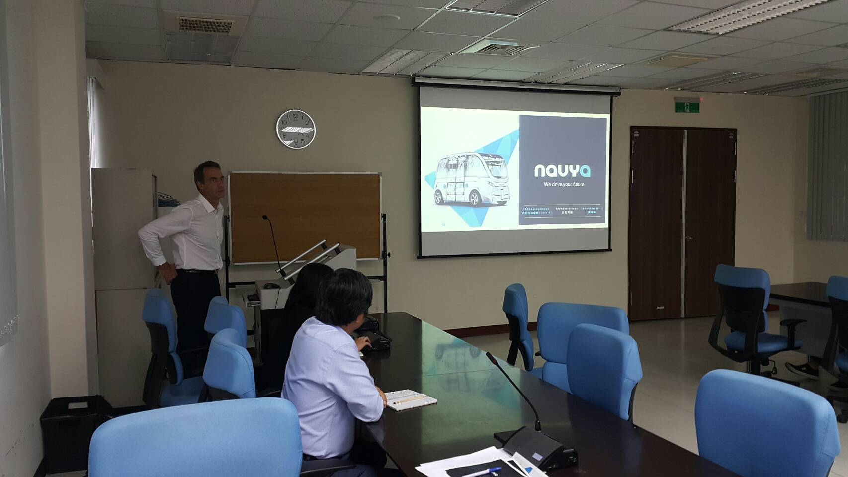 法商NAVYA企業新加坡子公司總經理Mr. Samuel MATHEY蒞市分享無人自動駕駛公車系統