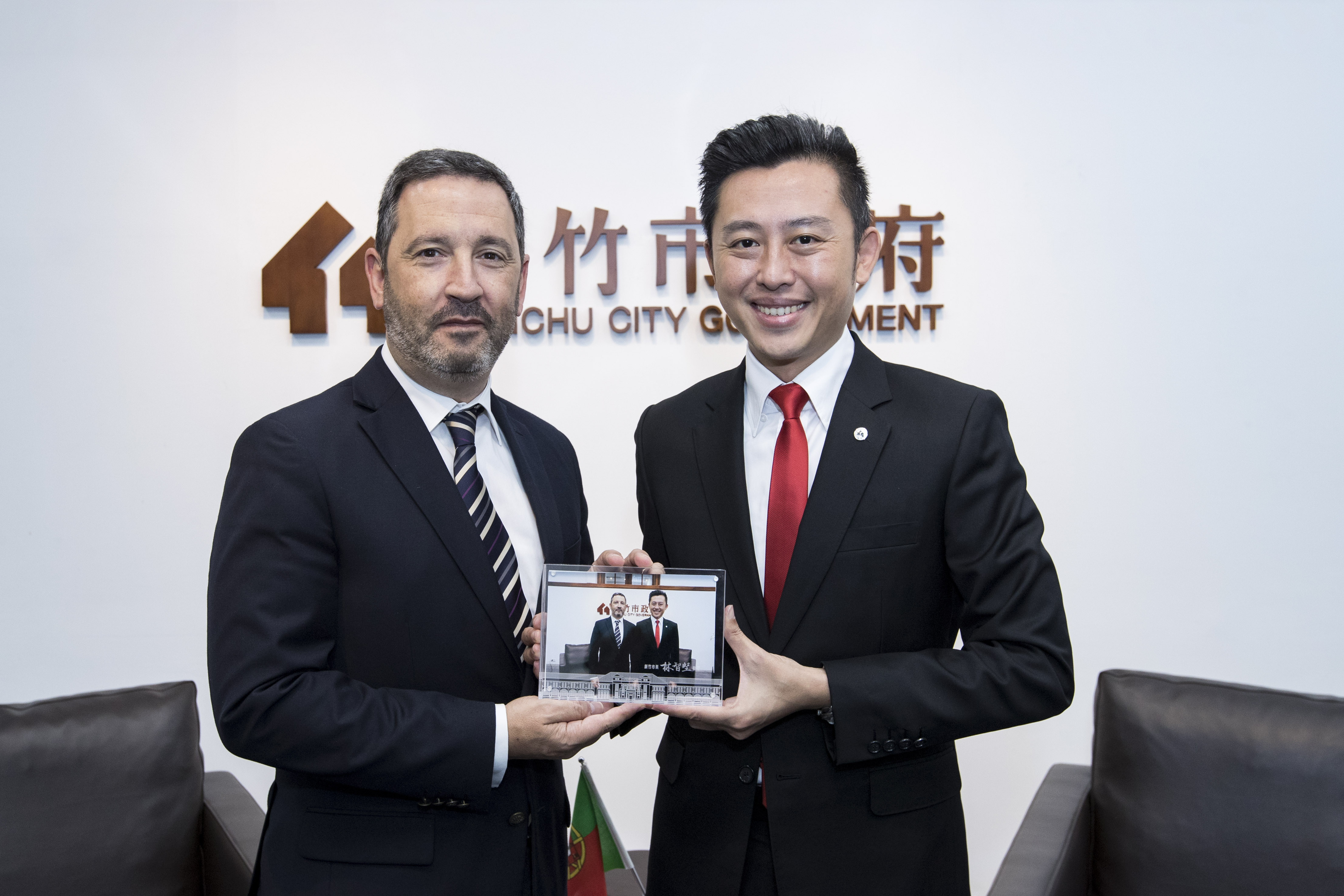 Mayor Lin and Chairman Oliveira